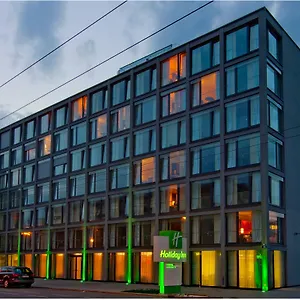 4* Szálloda - By Ihg